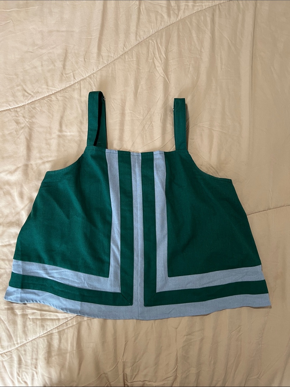 entro Green Crop Tank with Light Blue Geometric Stripes